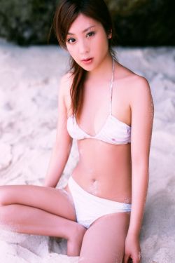 胸大美女被吃奶爽死完整版