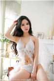 男女边摸边吃奶边做gif视频